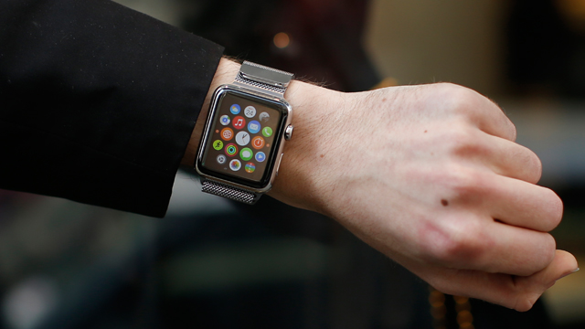 Apple-watch_reuters_640